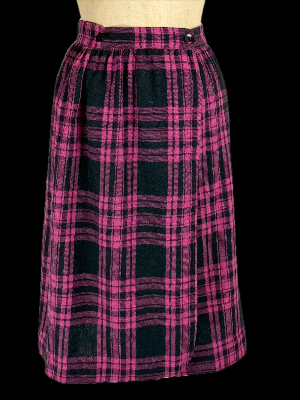 VINTAGE 80s wool‎ skirt  tartan plaid raspberry black wrap midi pencil straight